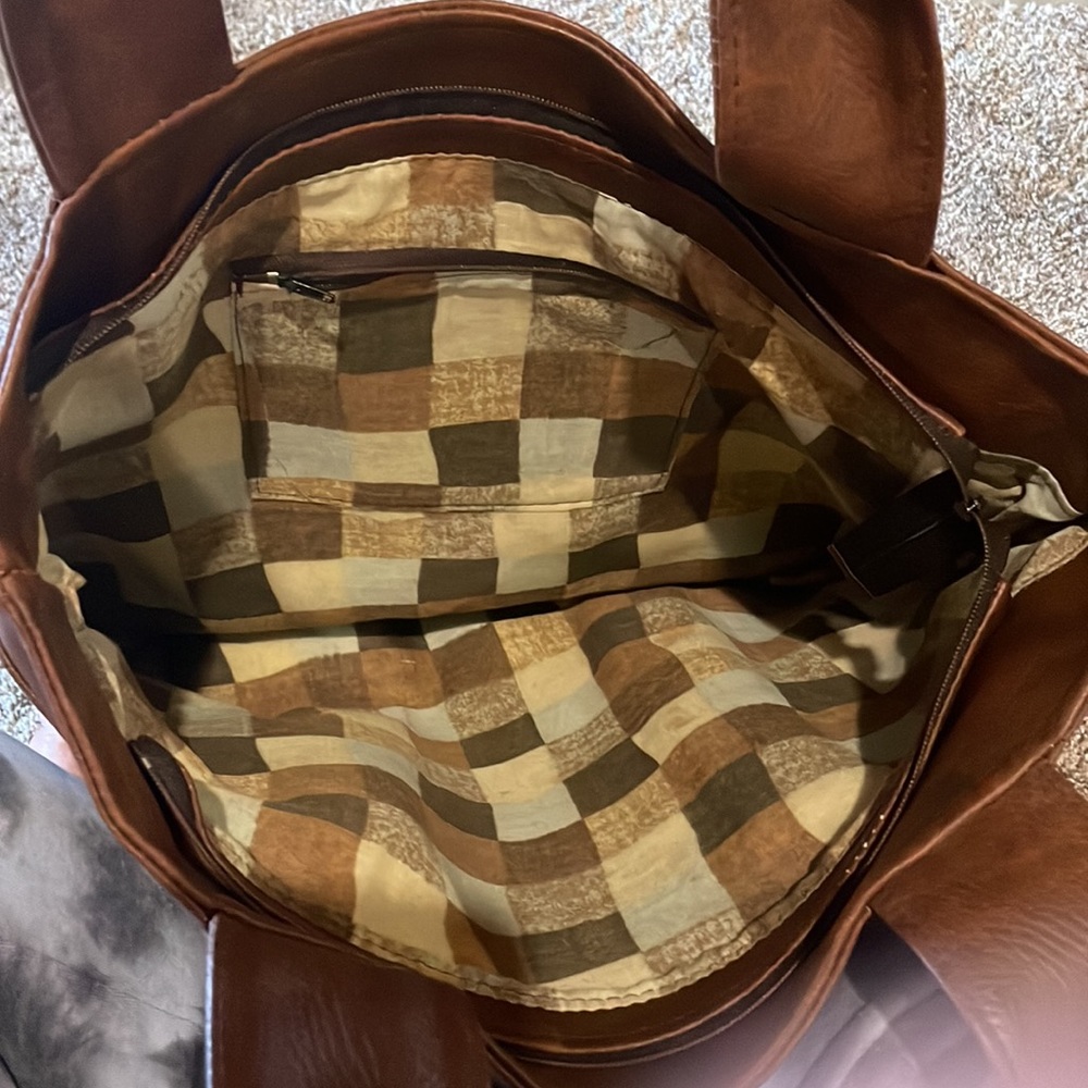 Purse - Picture 3 of 3